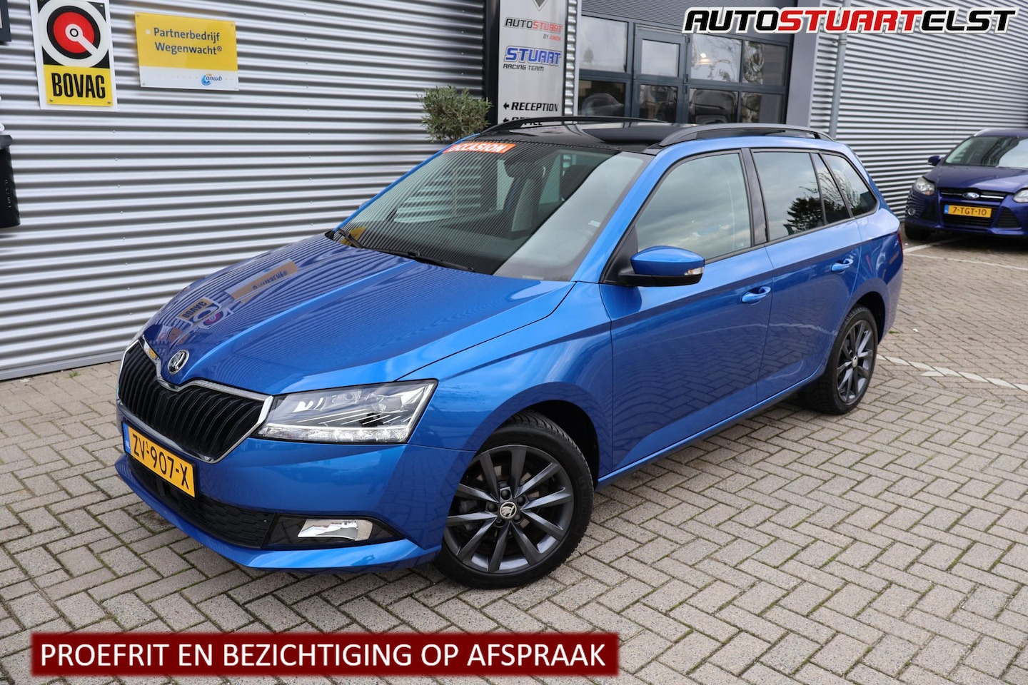 Skoda Fabia Combi - 1.0 TSI Business Edition Trekhaak | Airco | Navi | Stoelverwarming | Panorama-dak | NL-aut - AutoWereld.nl