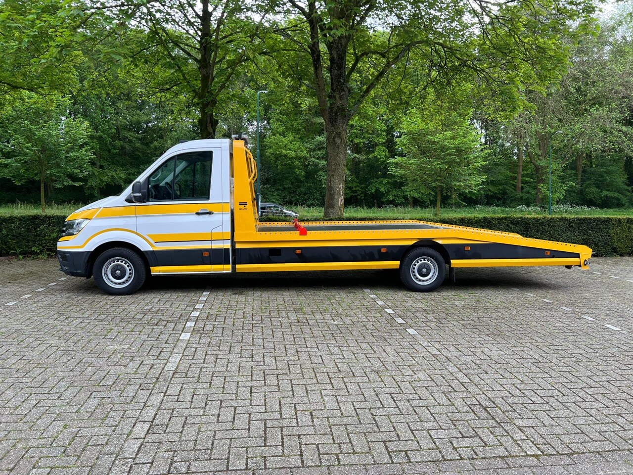 Volkswagen Crafter - 35 2.0 TDI L4 EL Highline oprijwagen autotransporter automaat - AutoWereld.nl