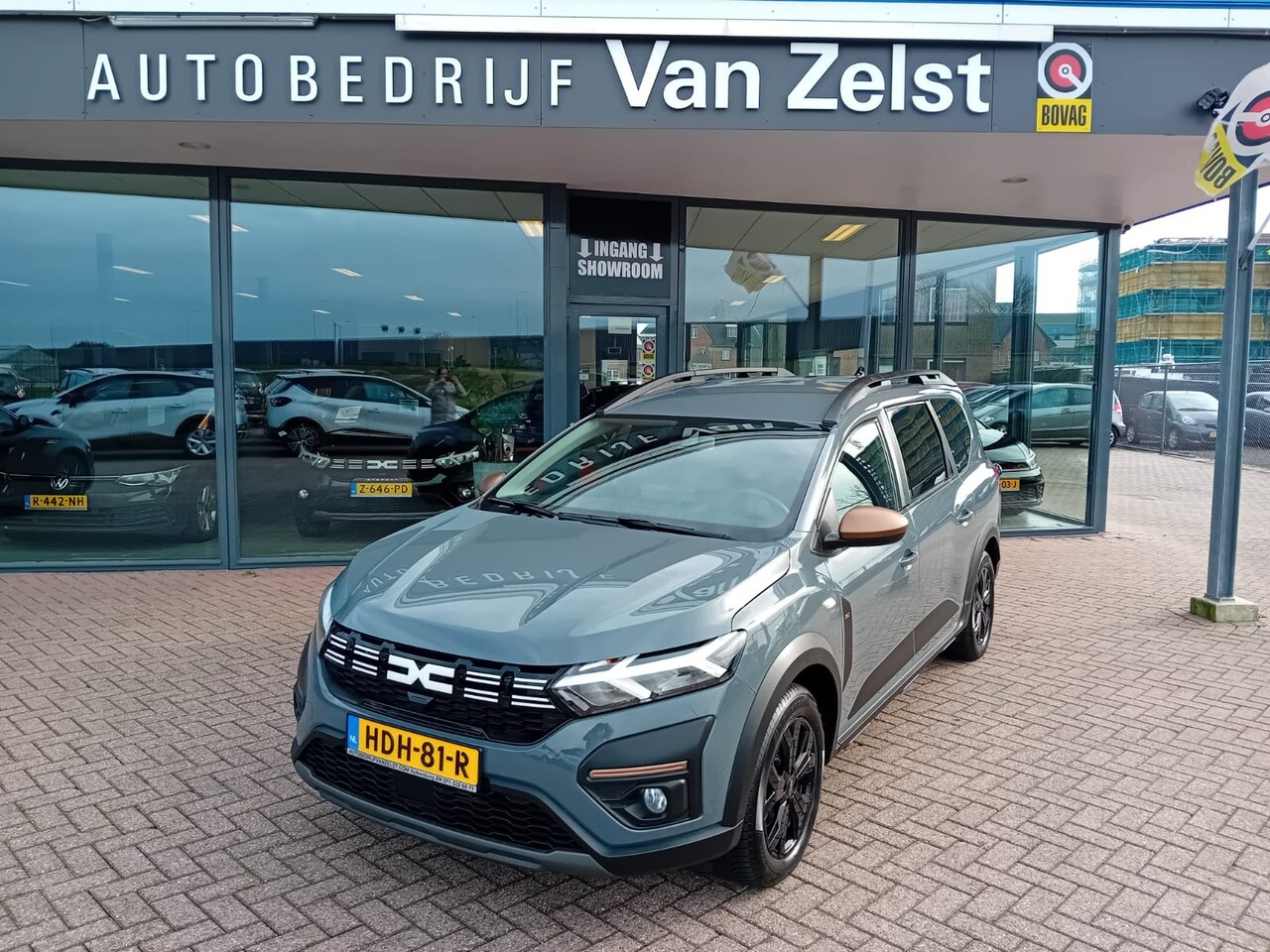 Dacia Jogger - 1.6 Hybrid 140 Extreme 7persoons. Automaat, Airco(automatisch), Cruise control, Carplay/An - AutoWereld.nl