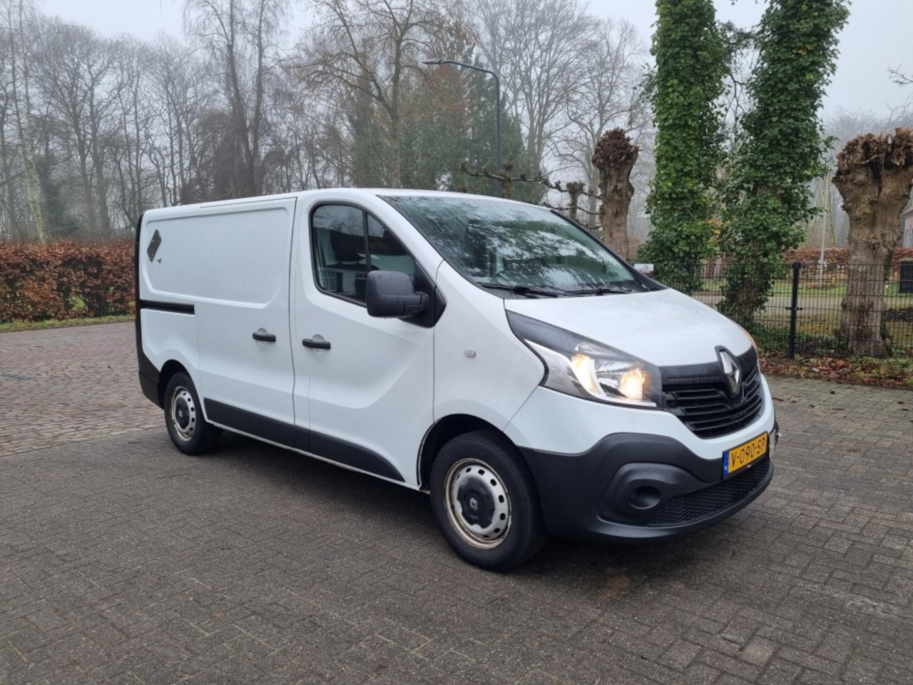 Renault Trafic - 1.6 dCi T27 L1H1 Com - AutoWereld.nl