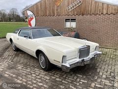 Lincoln Continental - 7.5 Mark lV