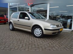 Volkswagen Golf - 1.6-16V Comfortline | Airco | Trekhaak