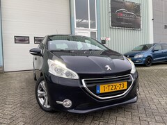 Peugeot 208 - 1.6 e-HDi Executive (bj 2014) PANORAMA|CLIMA|LMV