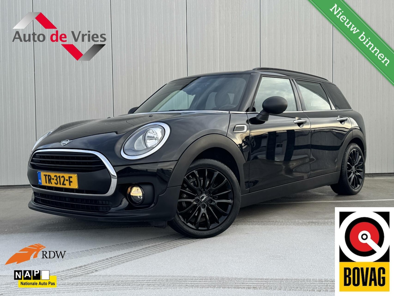 MINI Clubman - 1.5 One Business Edition|Navi|NL-Auto - AutoWereld.nl