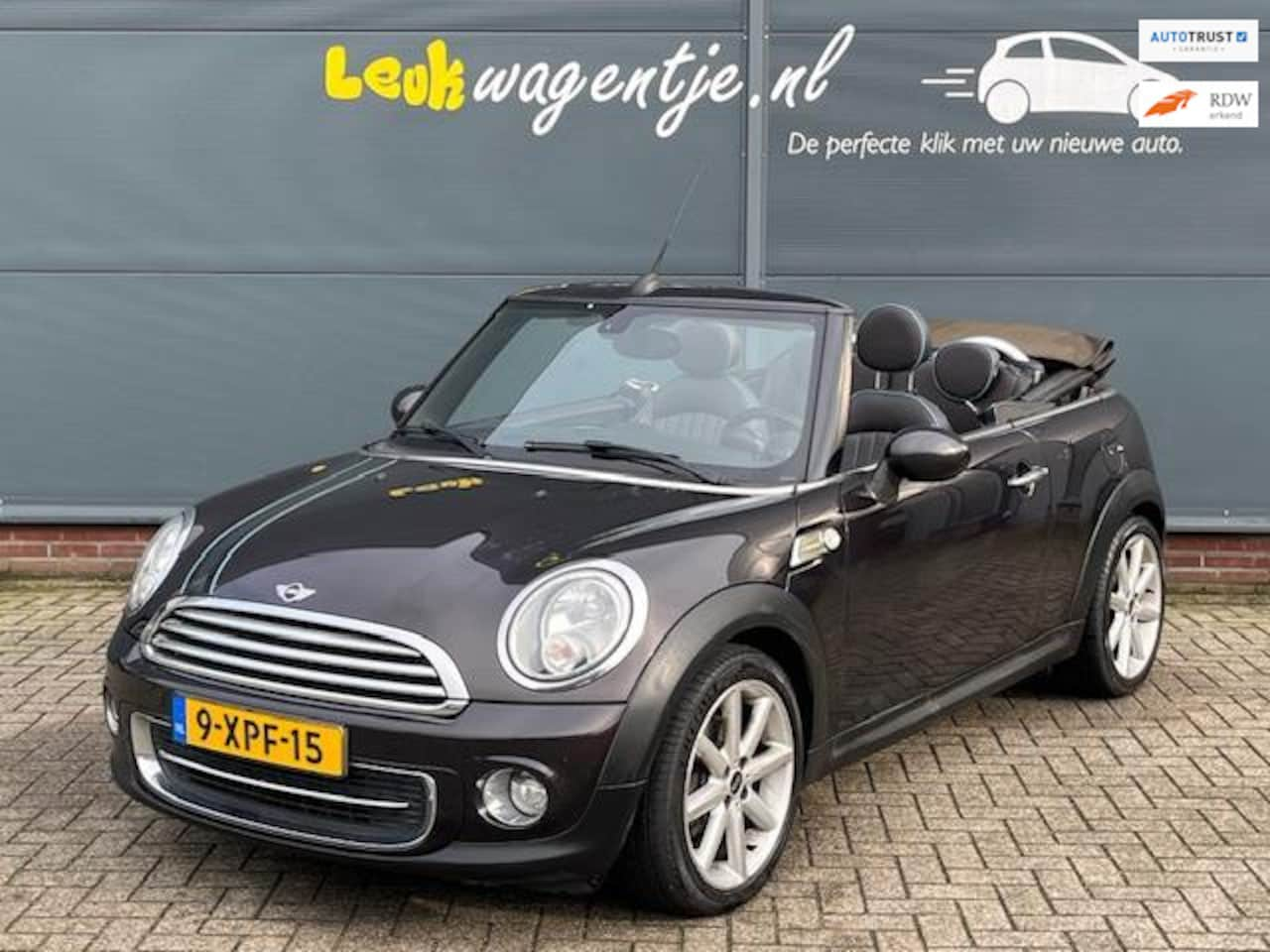 MINI Cabrio - Mini 1.6 Cooper Highgate *leder *navi *climate - AutoWereld.nl