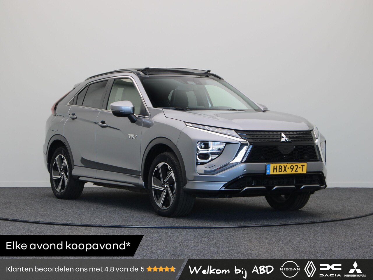 Mitsubishi Eclipse Cross - 2.4 PHEV Instyle | 1500kg Trekvermogen | Schuif/Kantel Dak | Stoelverwarming Voor en Achte - AutoWereld.nl