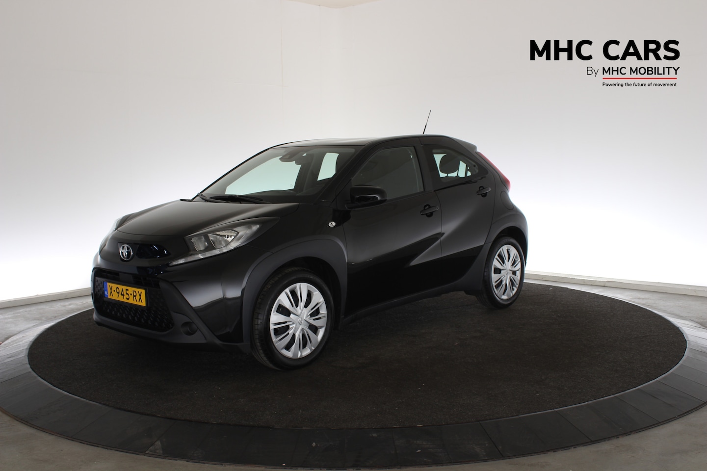 Toyota Aygo X - 1.0 VVT-i MT play 1.0 VVT-i MT play - AutoWereld.nl