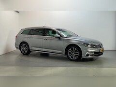 Volkswagen Passat Variant - 1.5 TSI 150pk DSG Highline Business R R-Line Virtual Cockpit Camera Panoramadak Navigatie