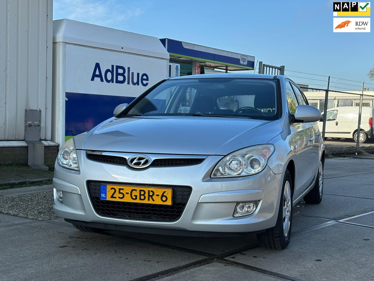 Hyundai i30 - 1.6i Dynamic Airco 5drs Grijs (BJ 2008) - AutoWereld.nl