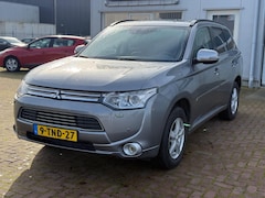 Mitsubishi Outlander - 2.0 PHEV Instyle+