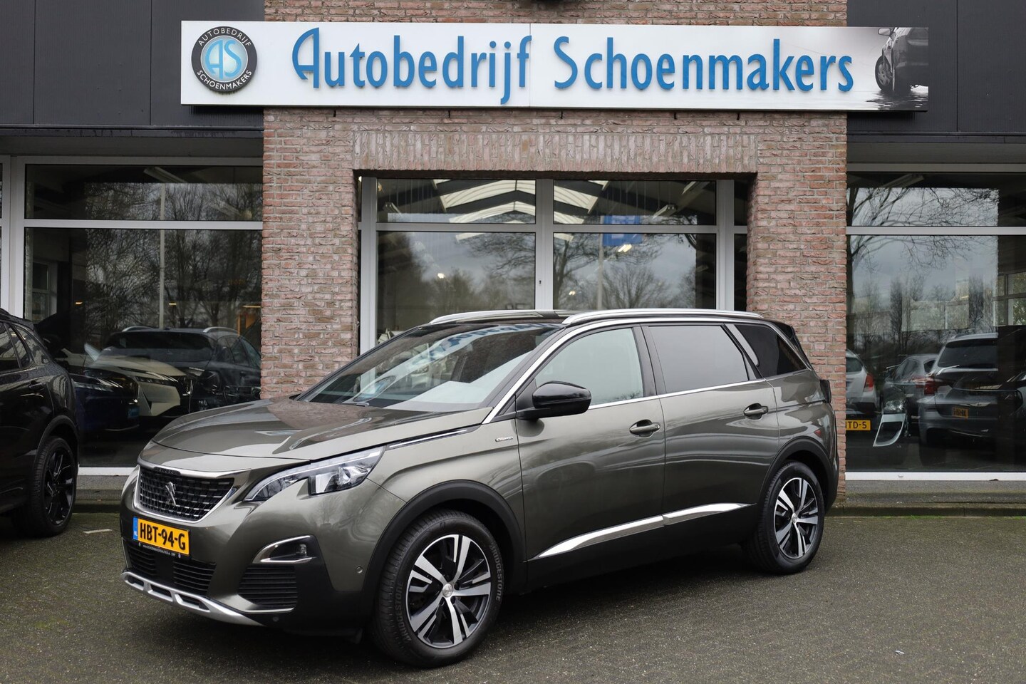 Peugeot 5008 - 1.2 PureTech GT-Line 7-PERS. LUXE-LEDER MEMORY 360-CAMERA TREKHAAK-AFN. STOELVERW. CARPLAY - AutoWereld.nl