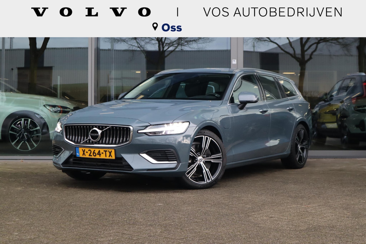 Volvo V60 - T8 Recharge AWD Plus Bright l Adaptieve Cruise Control met Pilot Assist l Elektrisch bedie - AutoWereld.nl