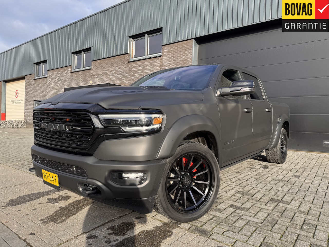 Dodge Ram 1500 - 5.7 V8 4x4 Crew Cab Limited | 1E EIGENAAR | 12 MND GARANTIE | BTW AUTO | LUCHTVERING | BOM - AutoWereld.nl