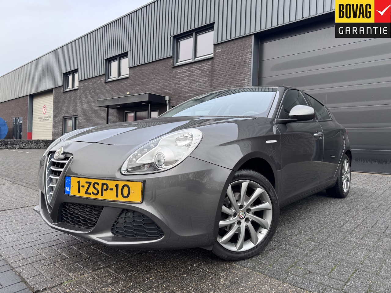 Alfa Romeo Giulietta - 1.4 T Impression | 2E EIGENAAR | 12MND GARANTIE | LMV | AIRCO | - AutoWereld.nl