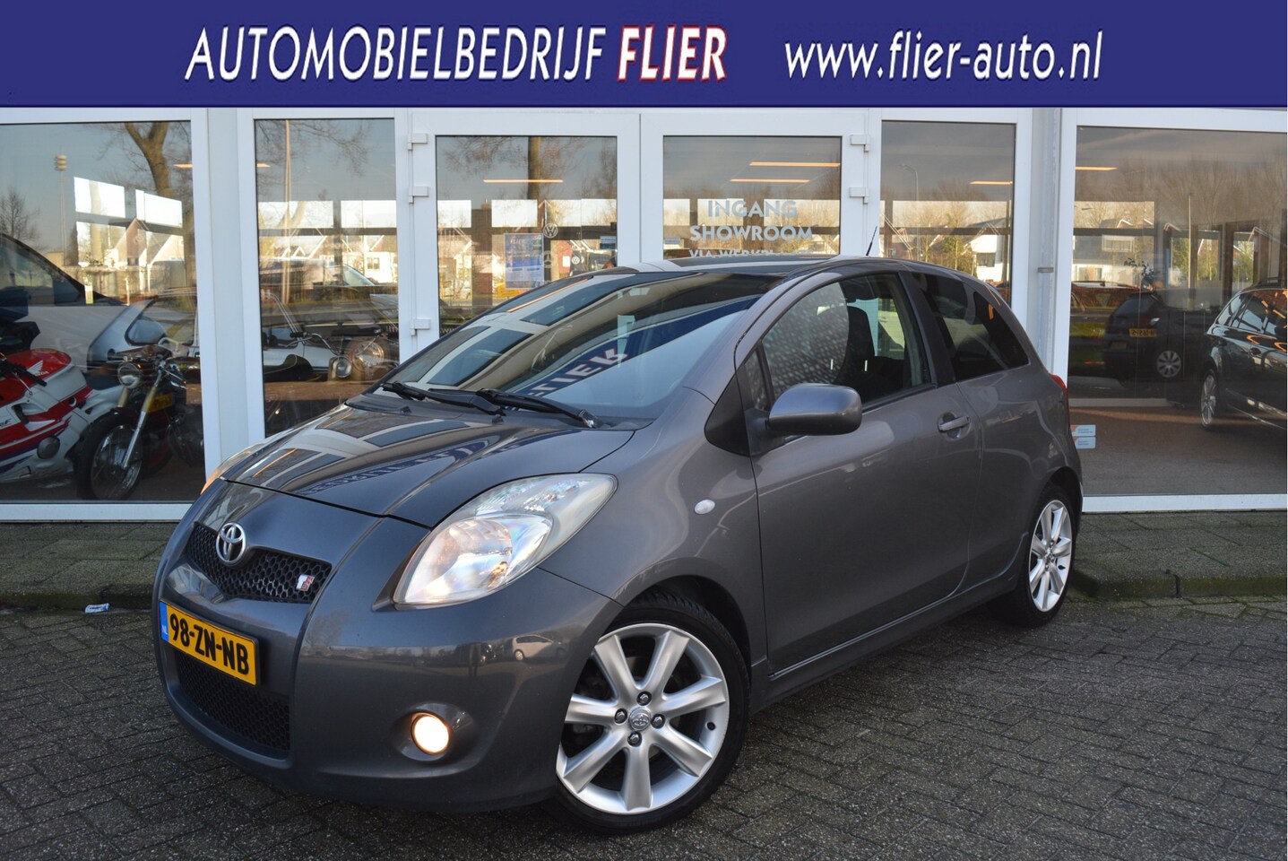 Toyota Yaris - 1.8 134PK VVTi TS | T-Sport | Orig. NL | Leuke Auto | - AutoWereld.nl