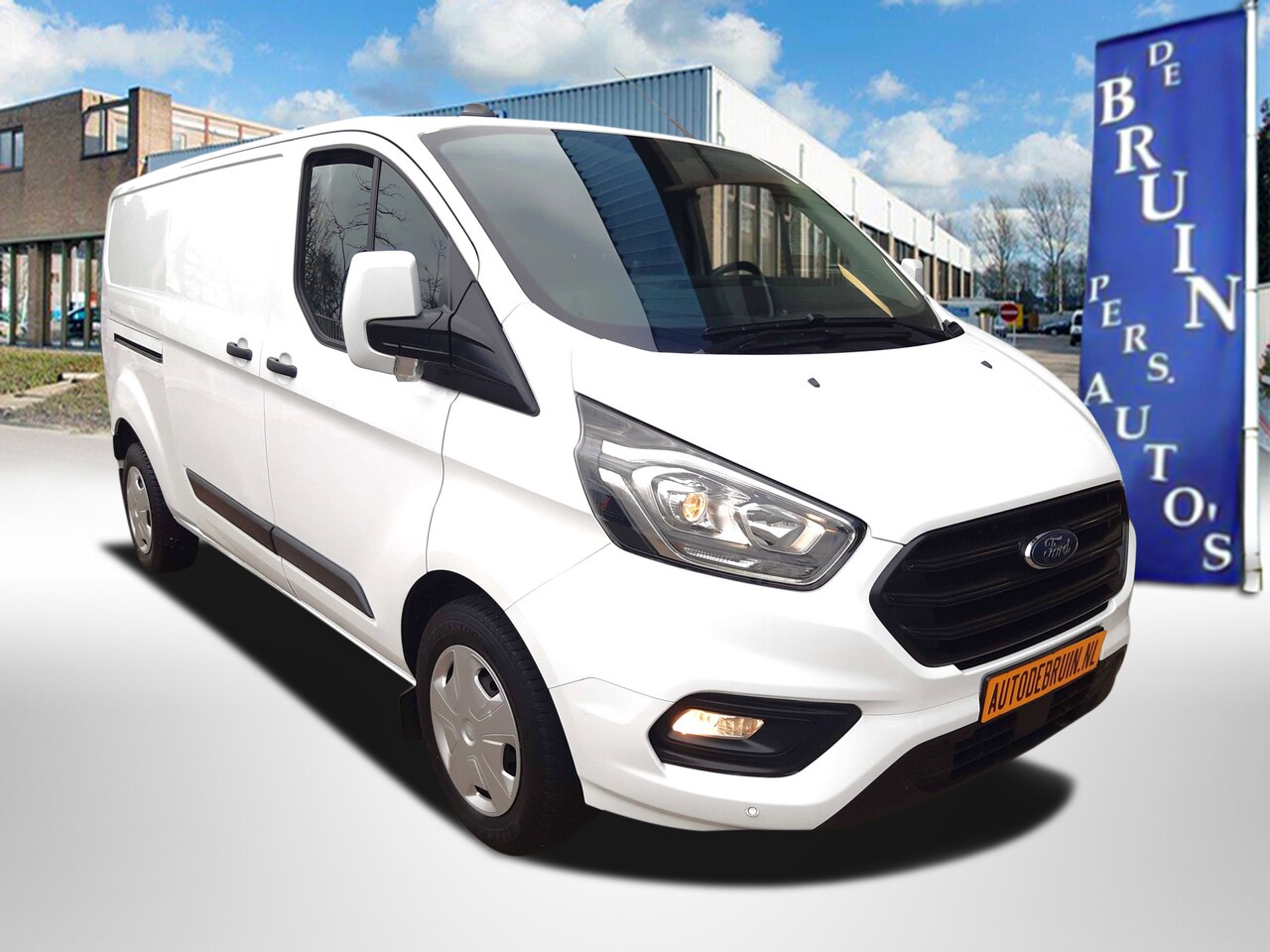 Ford Transit Custom - 2.0 TDCI L2 125Kw/170Pk Autm. Airco Navi Cruisecontrol Trend - AutoWereld.nl