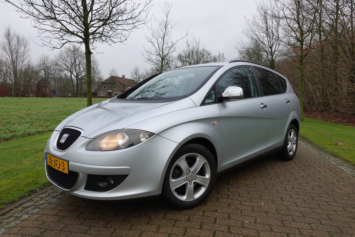 Seat Altea XL - 1.6 Hattrick | Airco | Trekhaak | Cruise control | PDC | - AutoWereld.nl