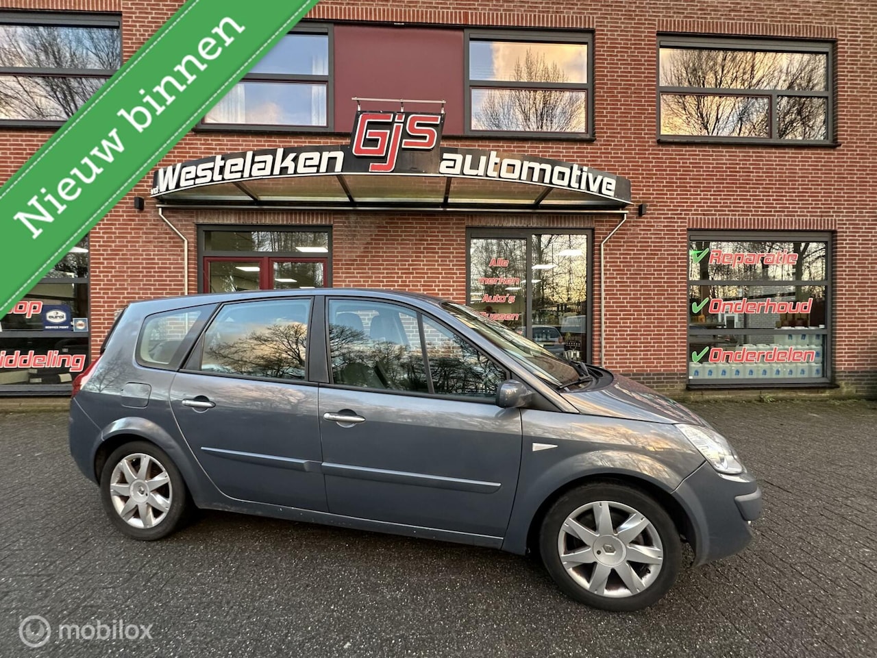 Renault Grand Scénic - 2.0-16V T Tech Line 7p. 2.0-16V T Tech Line 7p. - AutoWereld.nl