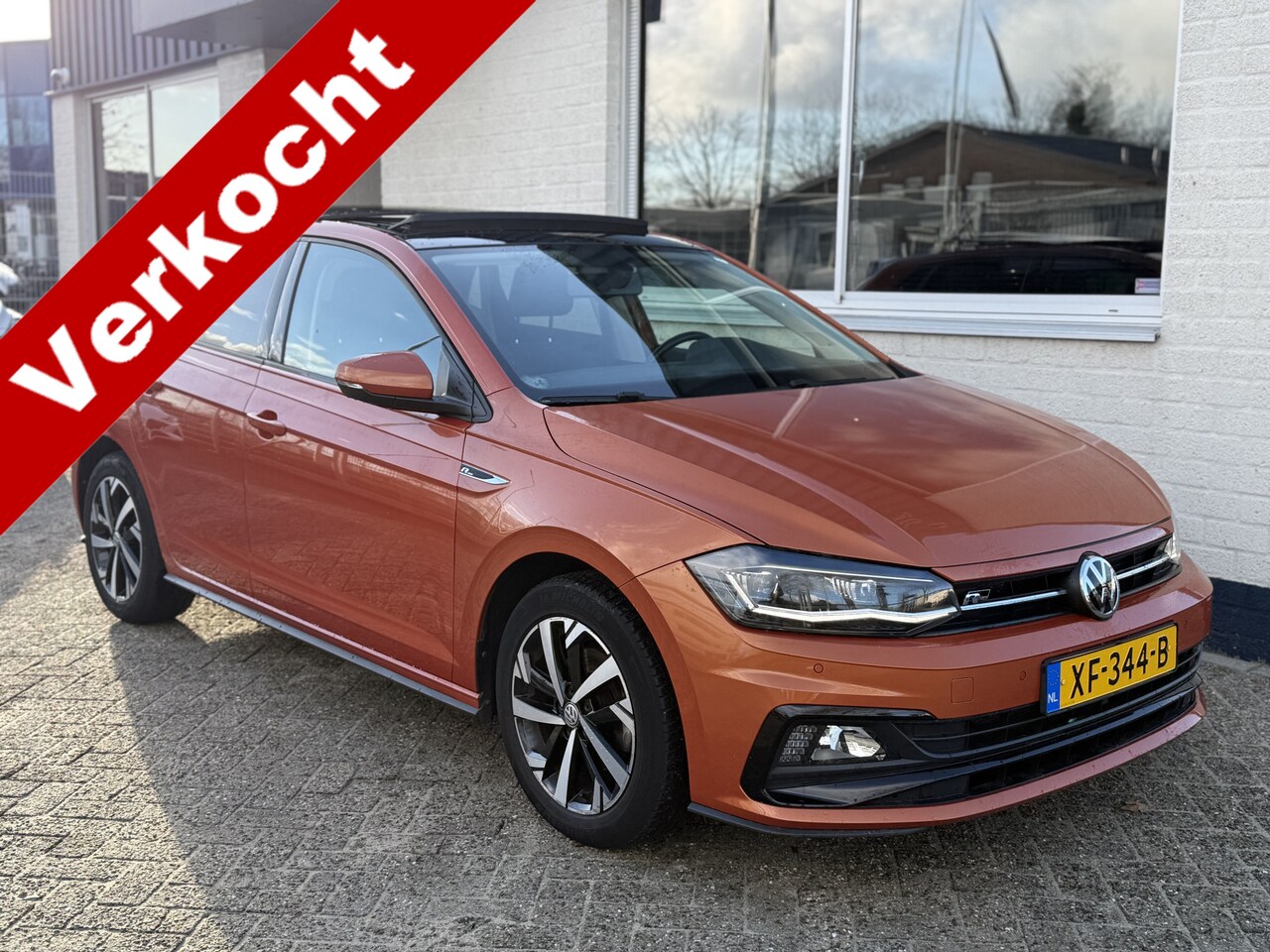 Volkswagen Polo - 1.6 TDI R-LINE | PANO | NAVI | BEATS | VIRTUAL | CARPLAY - AutoWereld.nl