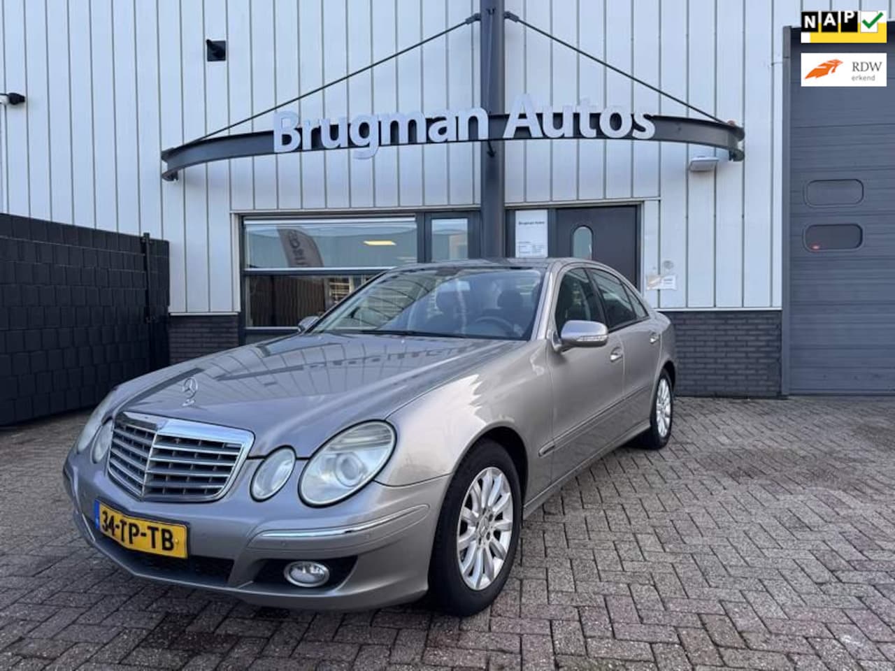 Mercedes-Benz E-klasse - 200 K. Elegance 200 K. Elegance - AutoWereld.nl