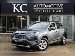 Toyota RAV4 - 2.5 Hybrid A/4WD Style Camera