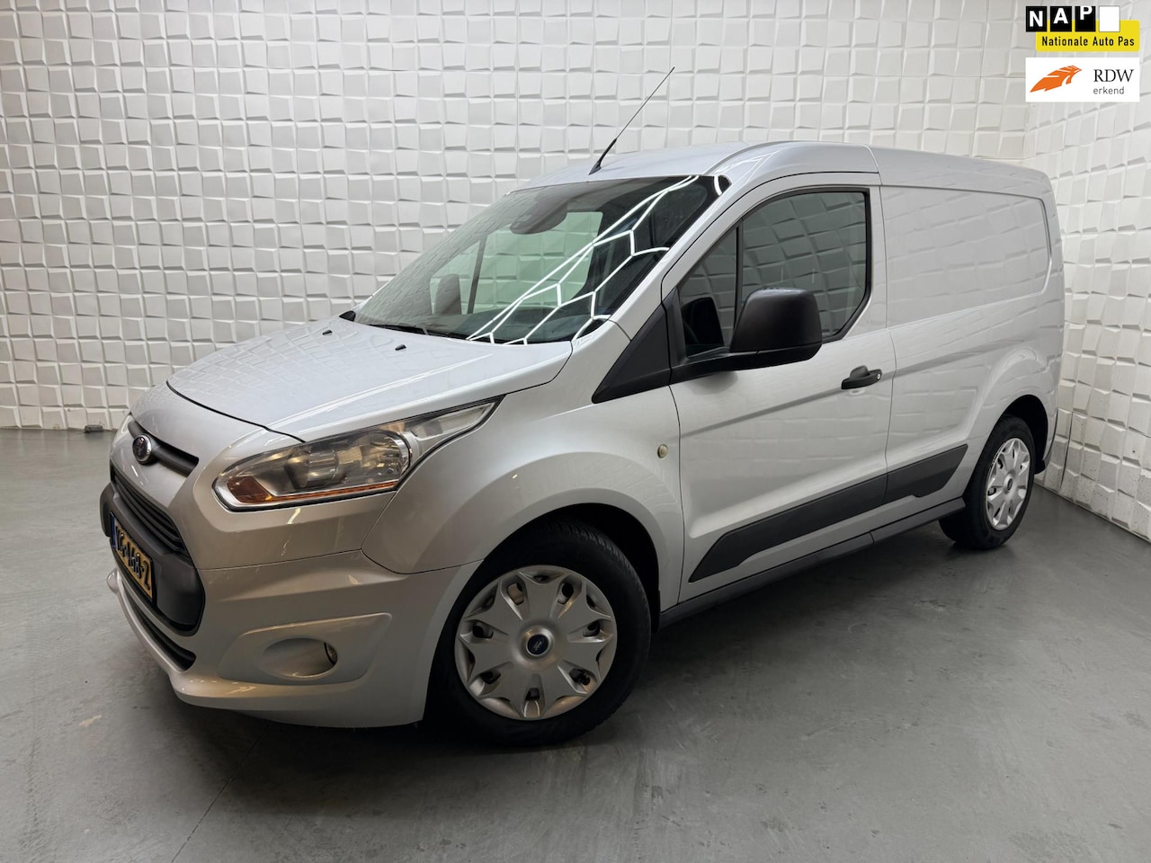 Ford Transit Connect - 1.6 TDCI L1 Trend First Edition AIRCO TREKH - AutoWereld.nl