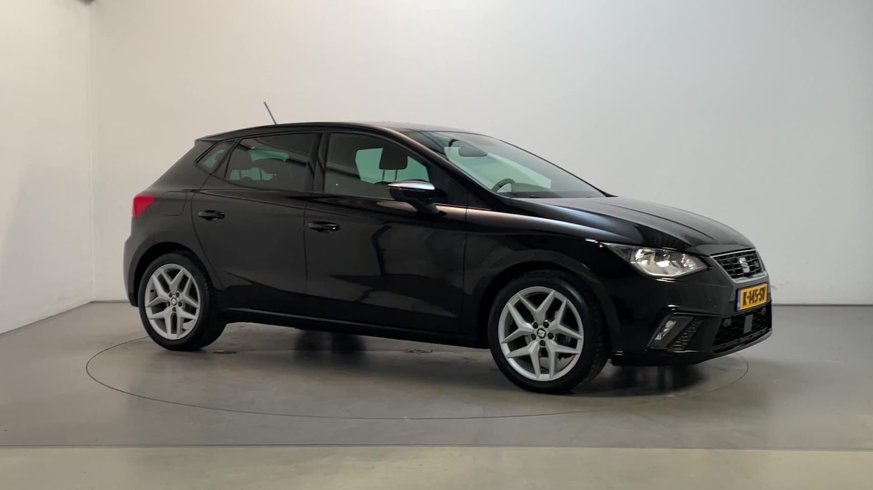 Seat Ibiza - 1.0 TSI FR Business Intense Camera Navigatie DAB+ Climate Control - AutoWereld.nl