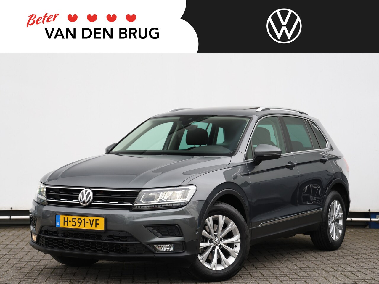 Volkswagen Tiguan - 1.5 TSI ACT Highline 150pk DSG | LED | Trekhaak | Keyless | Panoramadak | Side Assist | Na - AutoWereld.nl