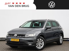 Volkswagen Tiguan - 1.5 TSI ACT Highline 150pk DSG | LED | Trekhaak | Keyless | Panoramadak | Side Assist | Na