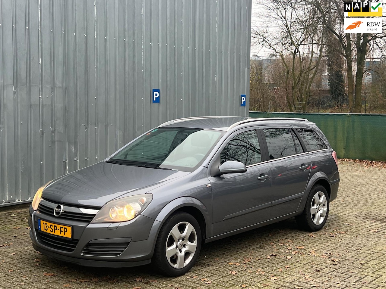 Opel Astra Wagon - 1.6 Edition / Clima + Cruise - AutoWereld.nl