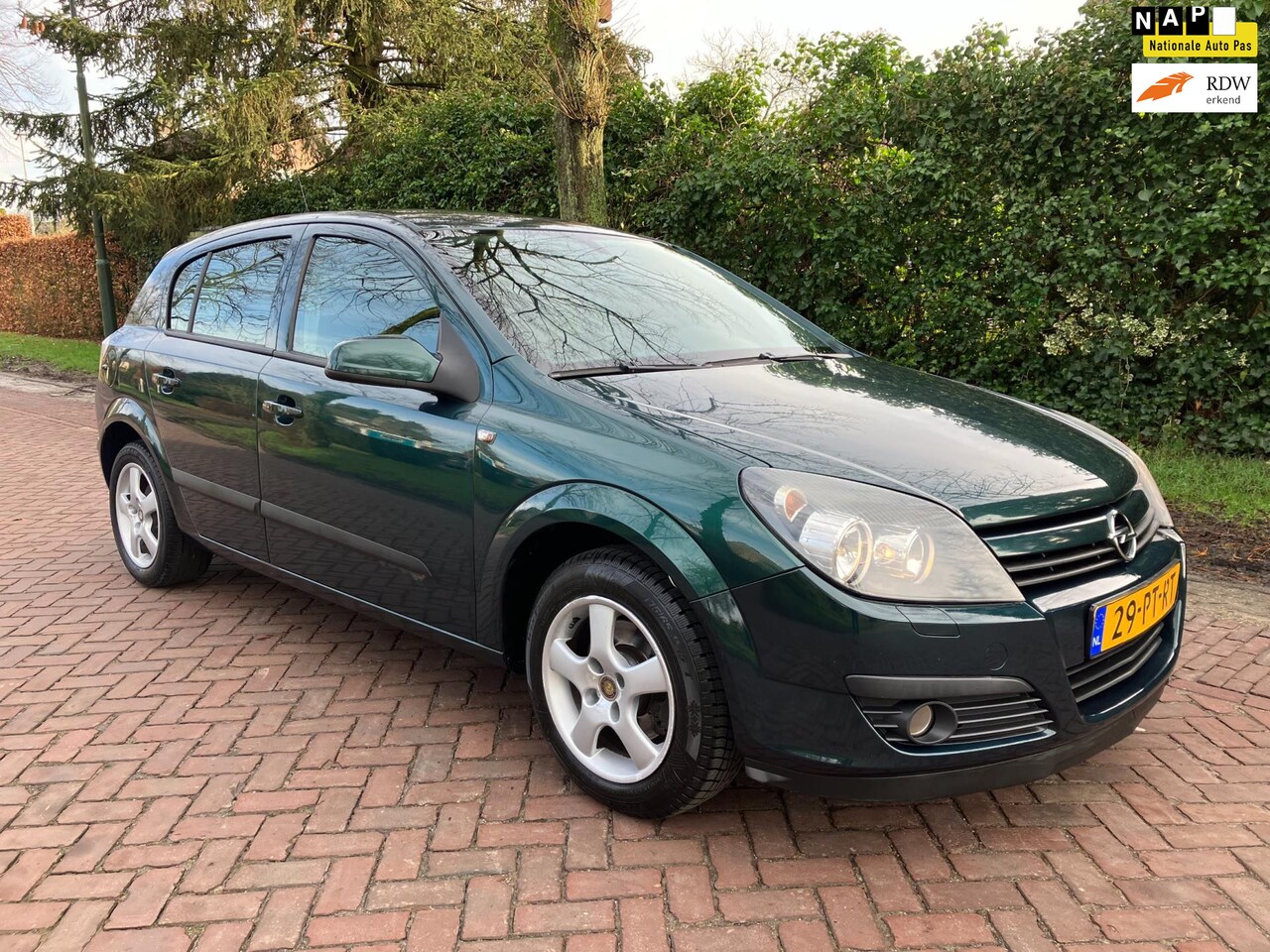 Opel Astra - 1.6 Enjoy 5 Deurs met Airco - AutoWereld.nl