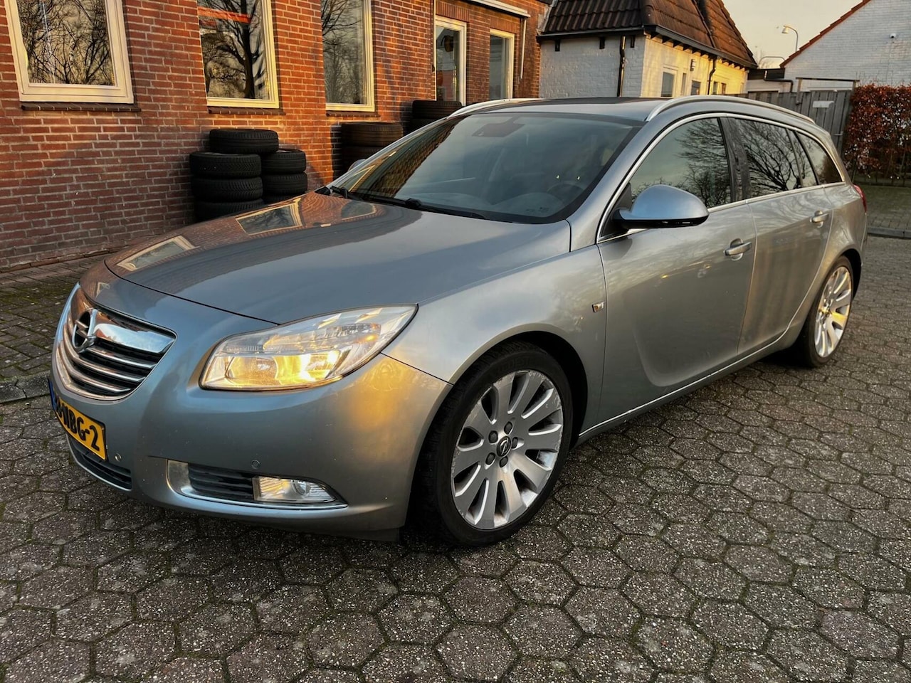 Opel Insignia Sports Tourer - 1.6 T Sport 180pk | Handel / Export - AutoWereld.nl