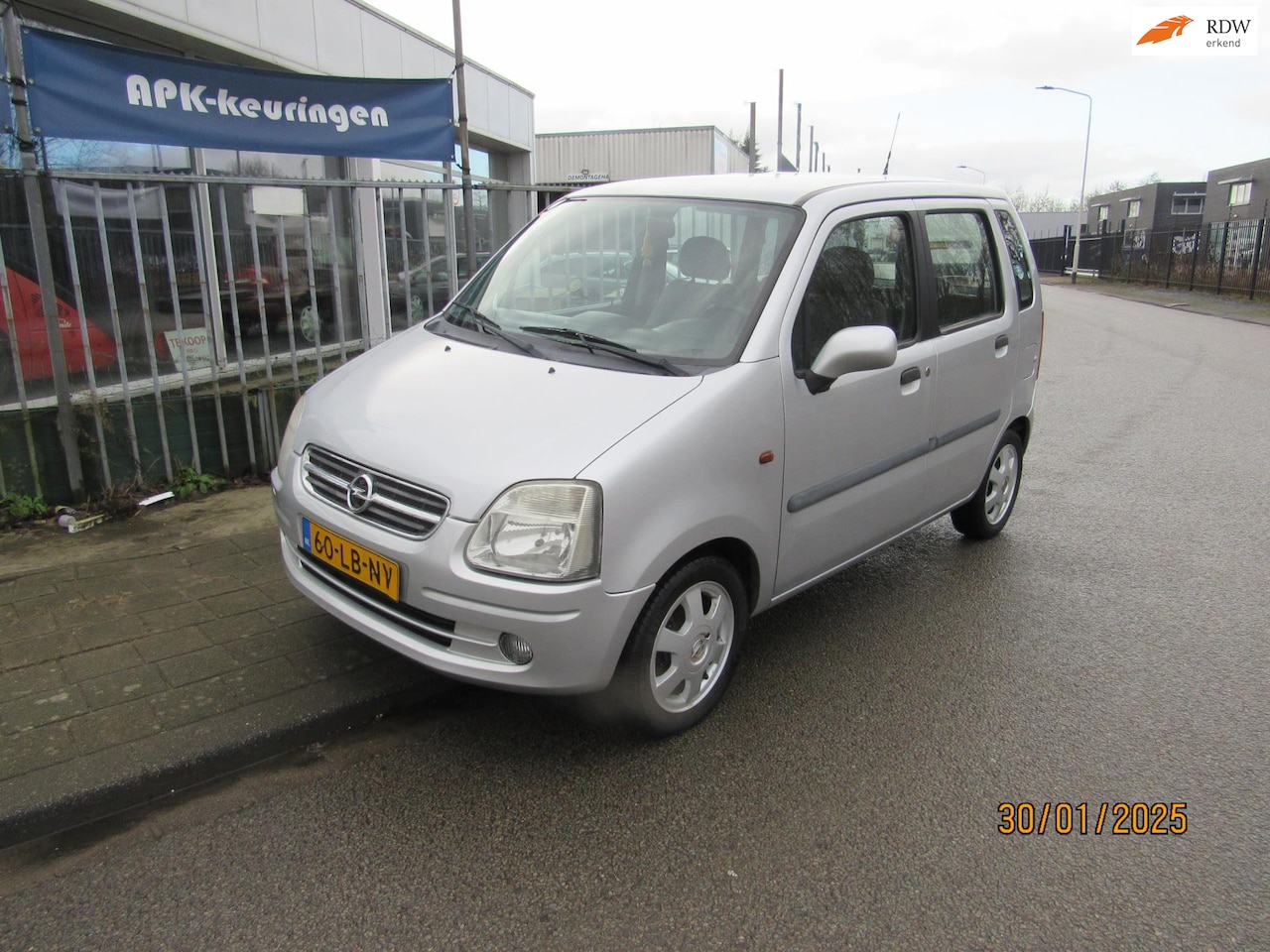 Opel Agila - 1.2-16V Elegance . airco - AutoWereld.nl