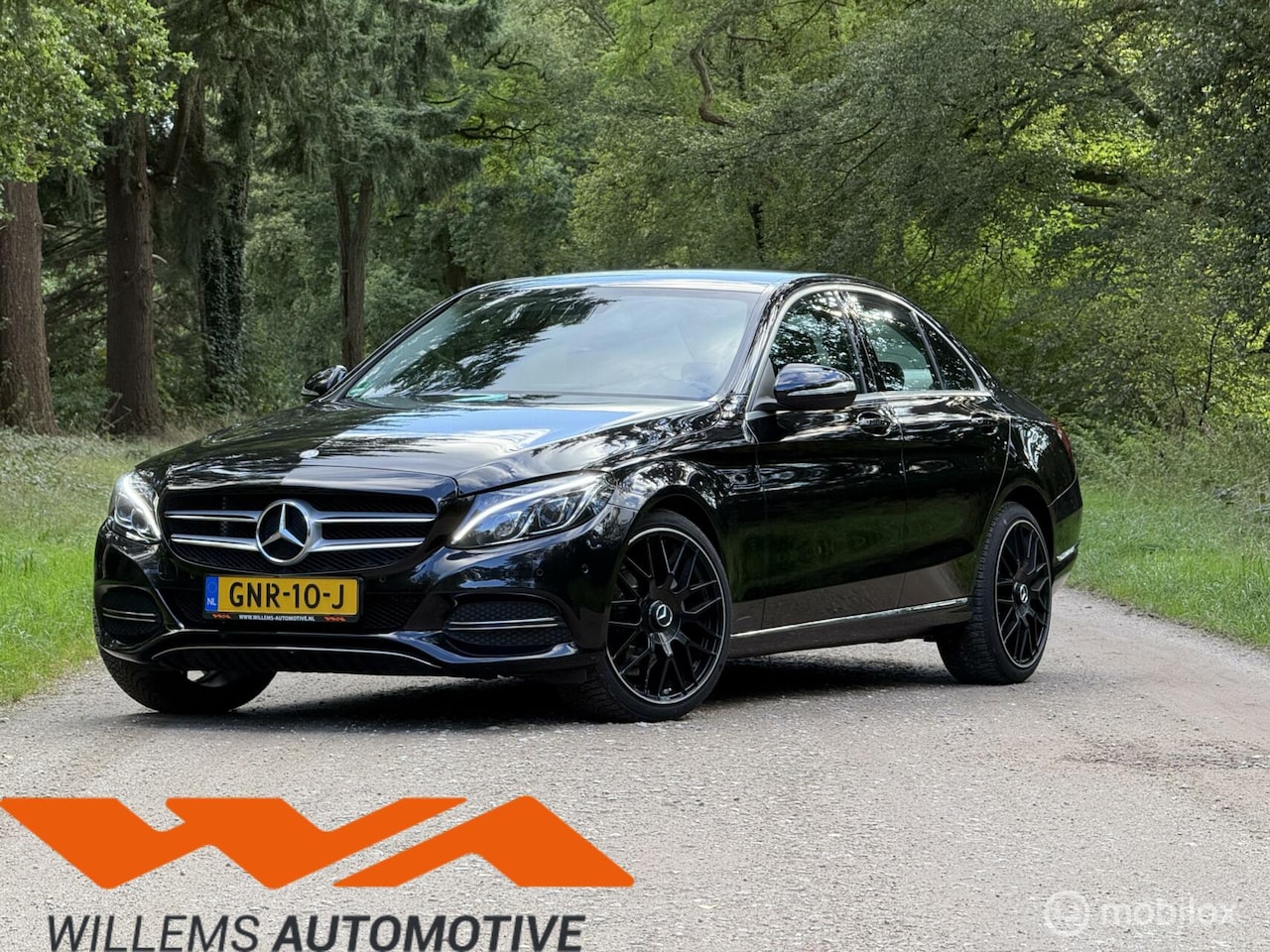 Mercedes-Benz C-klasse - 180 Edition Prestige Automaat / LED - AutoWereld.nl