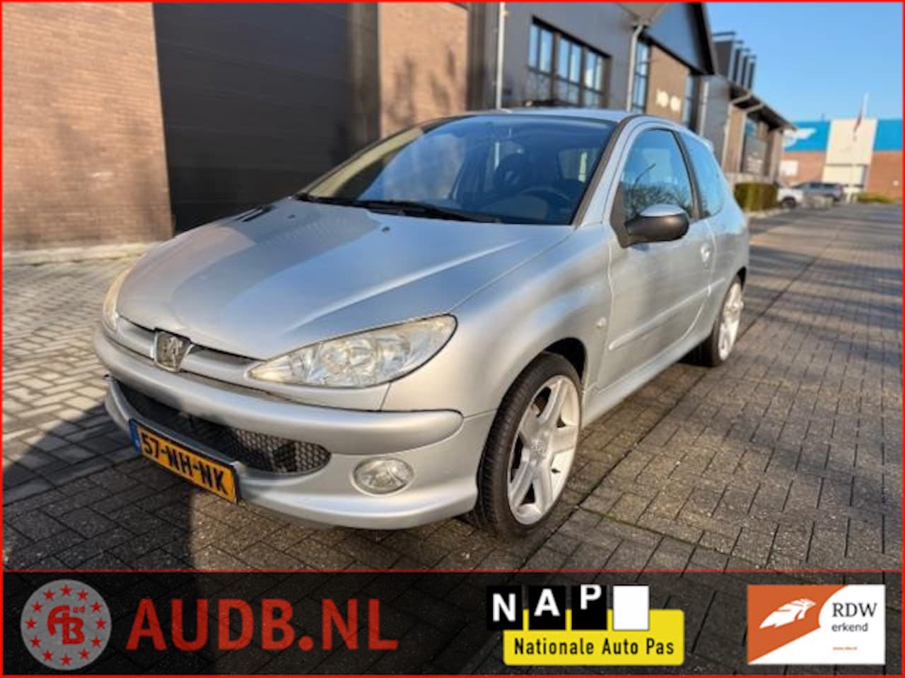 Peugeot 206 - 1.6-16V Quiksilver | 17 INCH | AIRCO | APK | - AutoWereld.nl