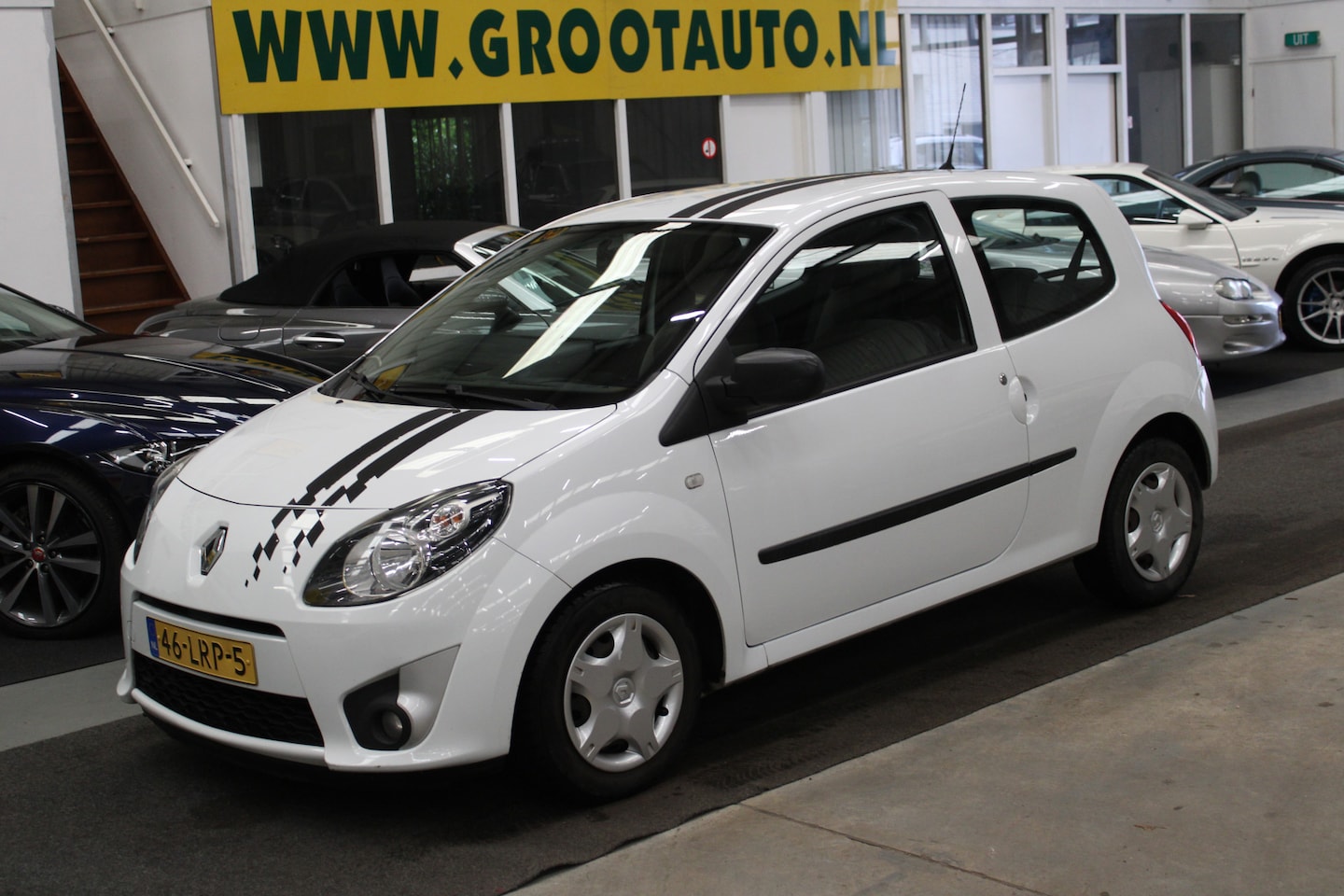 Renault Twingo - 1.2-16V Authentique Airco, Stuurbekrachtiging - AutoWereld.nl