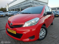 Toyota Yaris - 1.0 VVT-i Comfort 5DRS/Trekhaak/CC/NLAuto