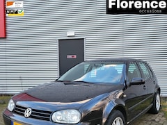 Volkswagen Golf - 1.8-5V Highline Airco 5 Deurs Trekhaak