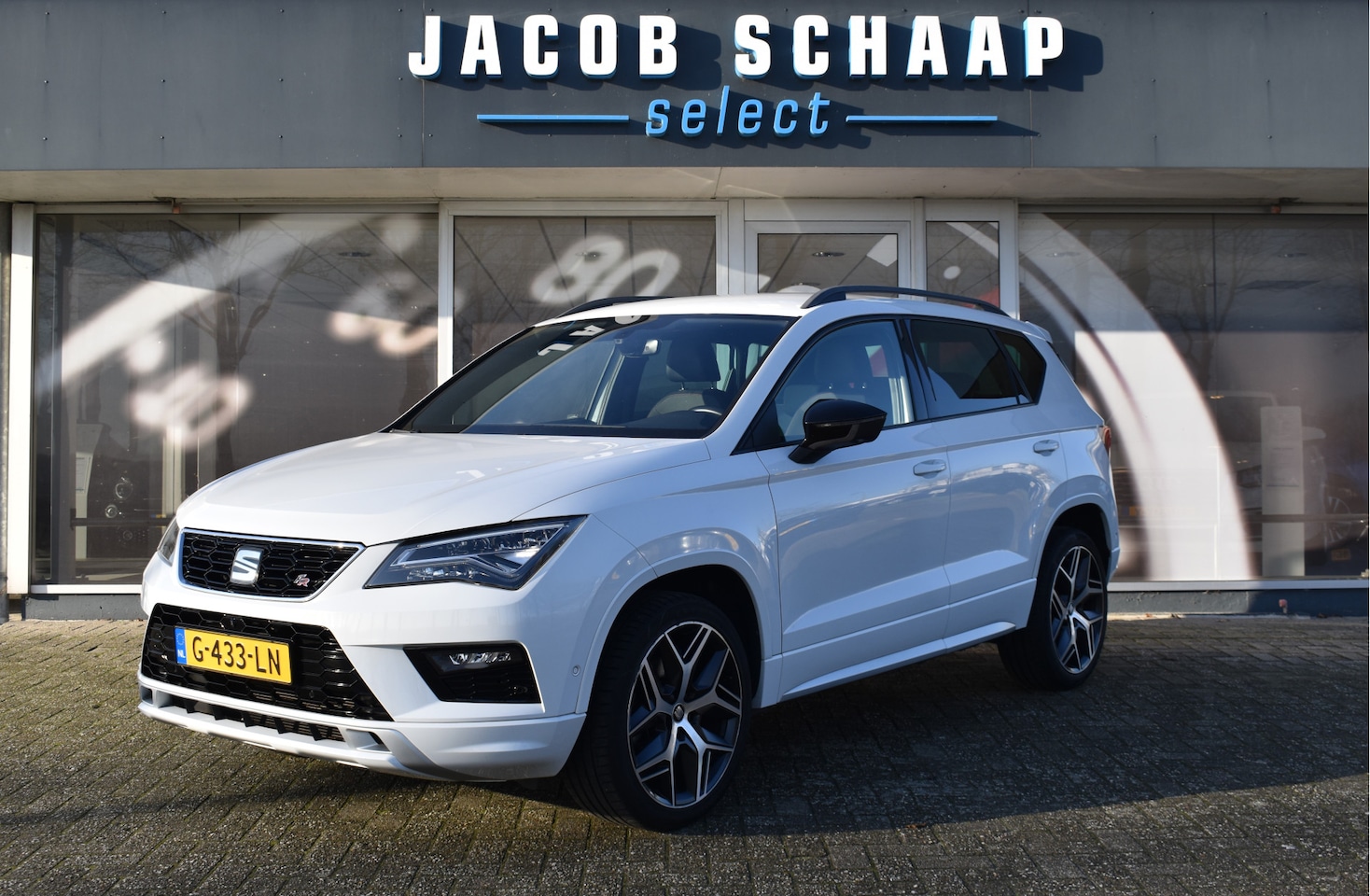 Seat Ateca - 1.5 TSI FR Business Intense Automaat / Full Led / Apple Carplay /  Keyless / 360 Camera / - AutoWereld.nl