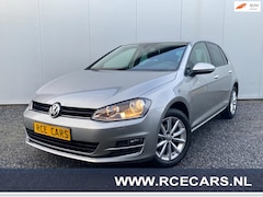 Volkswagen Golf - 1.2 TSI Comfortline BlueMotion Lounge | Parkpilot|PDC|Clima|Stoelverw|Dealer onderhouden