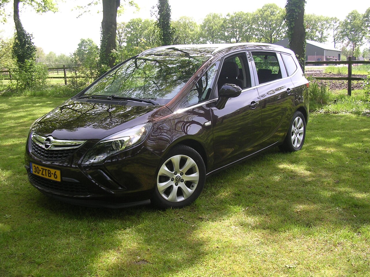 Opel Zafira Tourer - 1.4 Cosmo Turbo 140 pk Topstaat !! - AutoWereld.nl