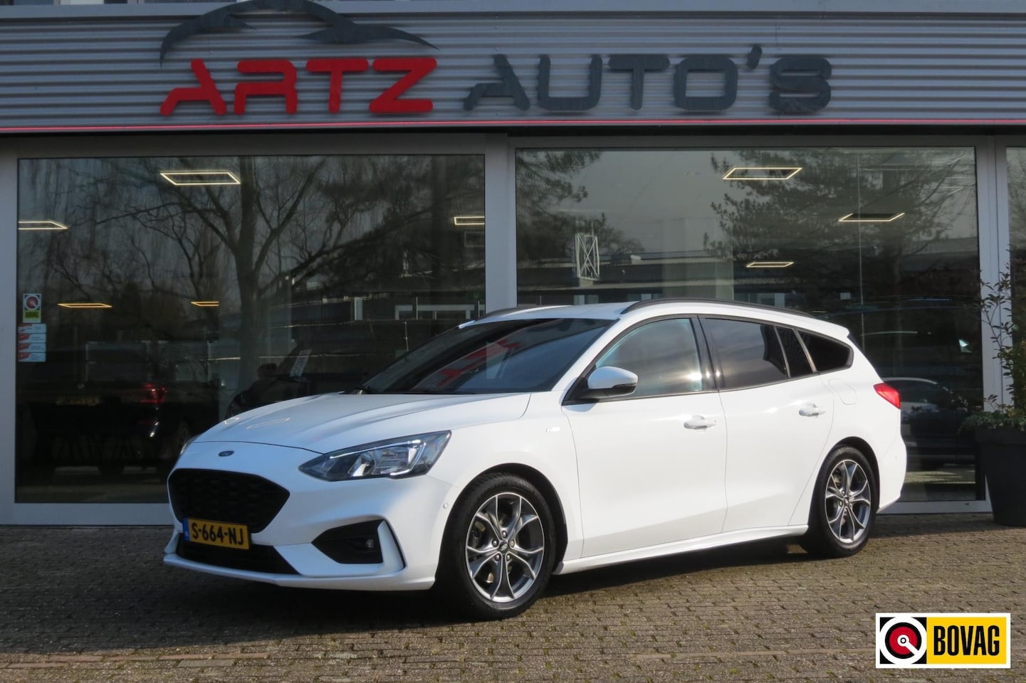 Ford Focus Wagon - 1.0 EcoBoost ST-Line Adapt Cruise l Winter Pack - AutoWereld.nl