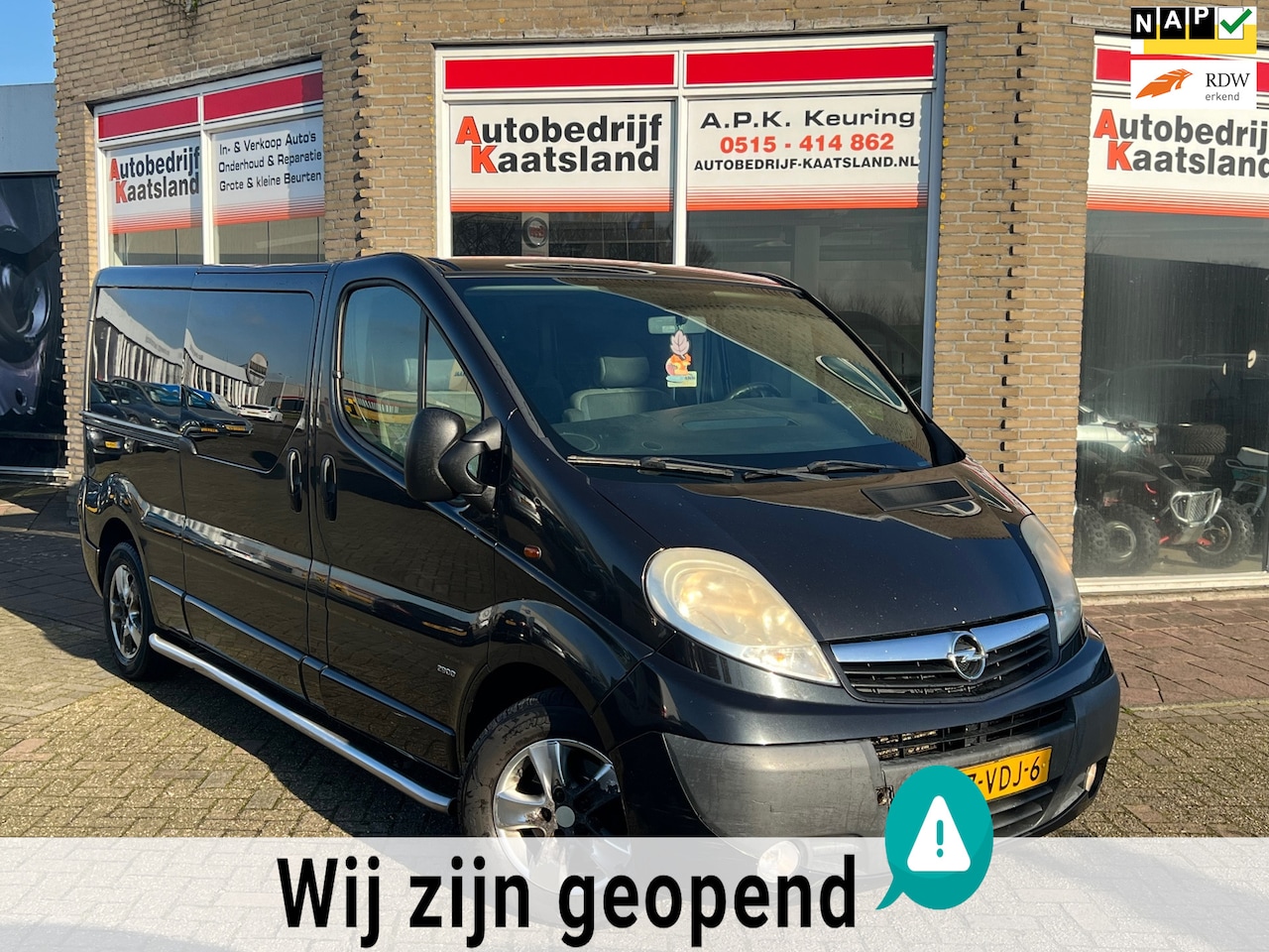 Opel Vivaro - 2.5 CDTI L2H1 DC - Airco - Trekhaak - Marge - AutoWereld.nl