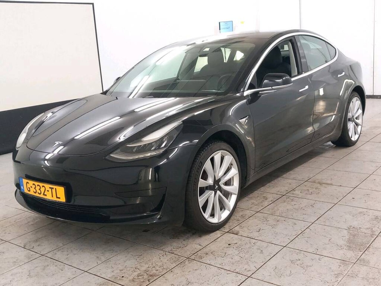 Tesla Model 3 - Standard RWD Plus [ AUTOPILOT+19'' LMV+60 kWh+PREMIUM AUDIO ] - AutoWereld.nl