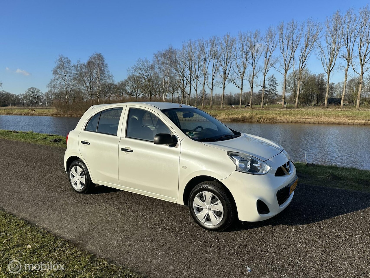 Nissan Micra - 1.2 Connect Edition parelmoer wit - AutoWereld.nl