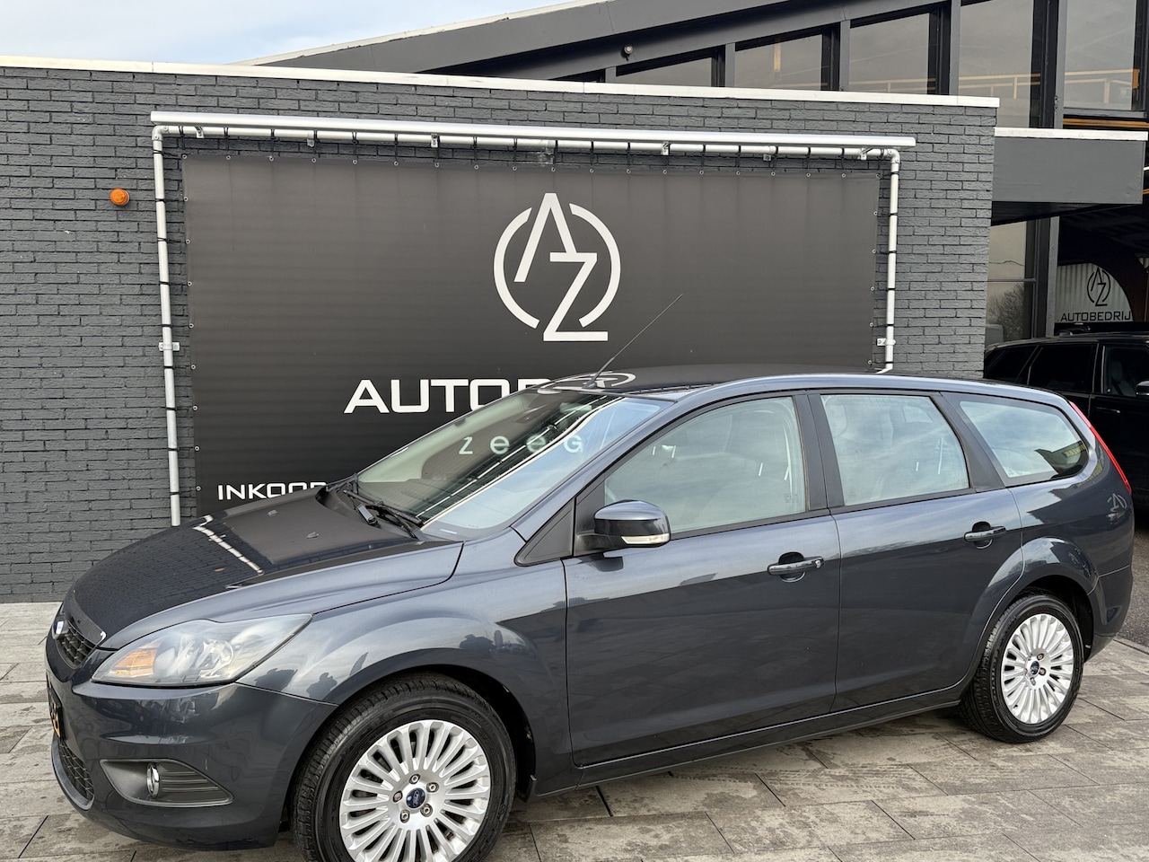 Ford Focus Wagon - 1.8 Limited Grootscherm Audio !! - AutoWereld.nl