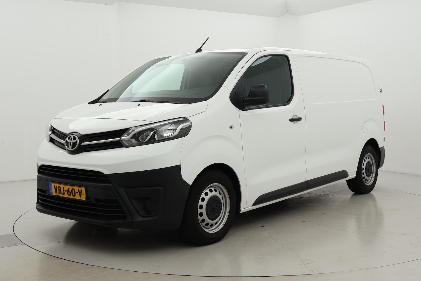 Toyota ProAce Worker - 1.6 D-4D Cool Comfort | Airco | Cruise - AutoWereld.nl