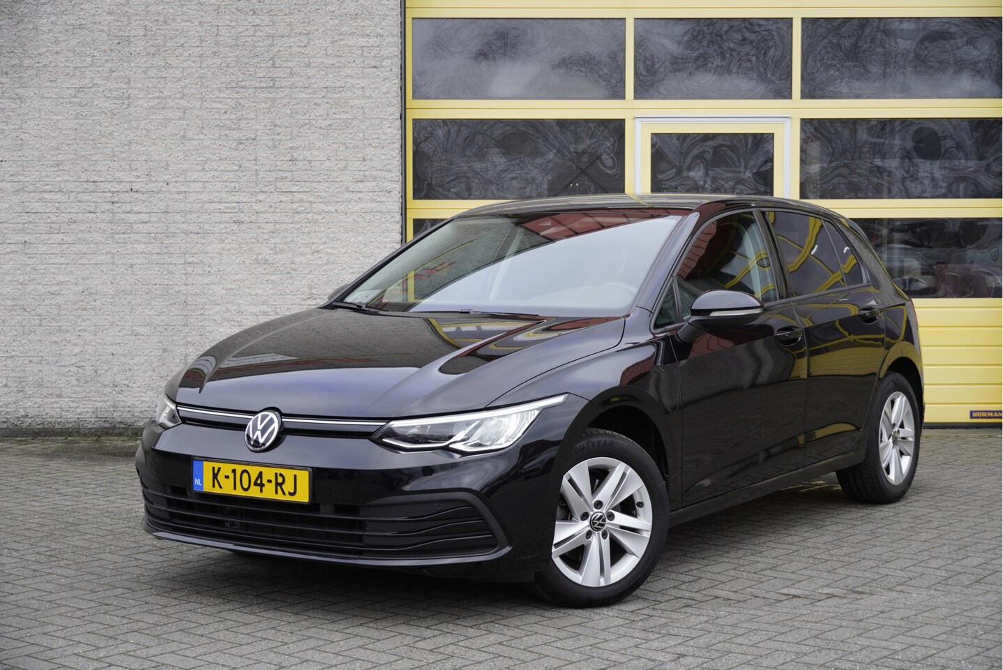 Volkswagen Golf - 1.0 eTSI Automaat! Life BJ2021 Lmv 16" | Led V+A | Pdc | Navi | App-Connect | Dashboard ve - AutoWereld.nl