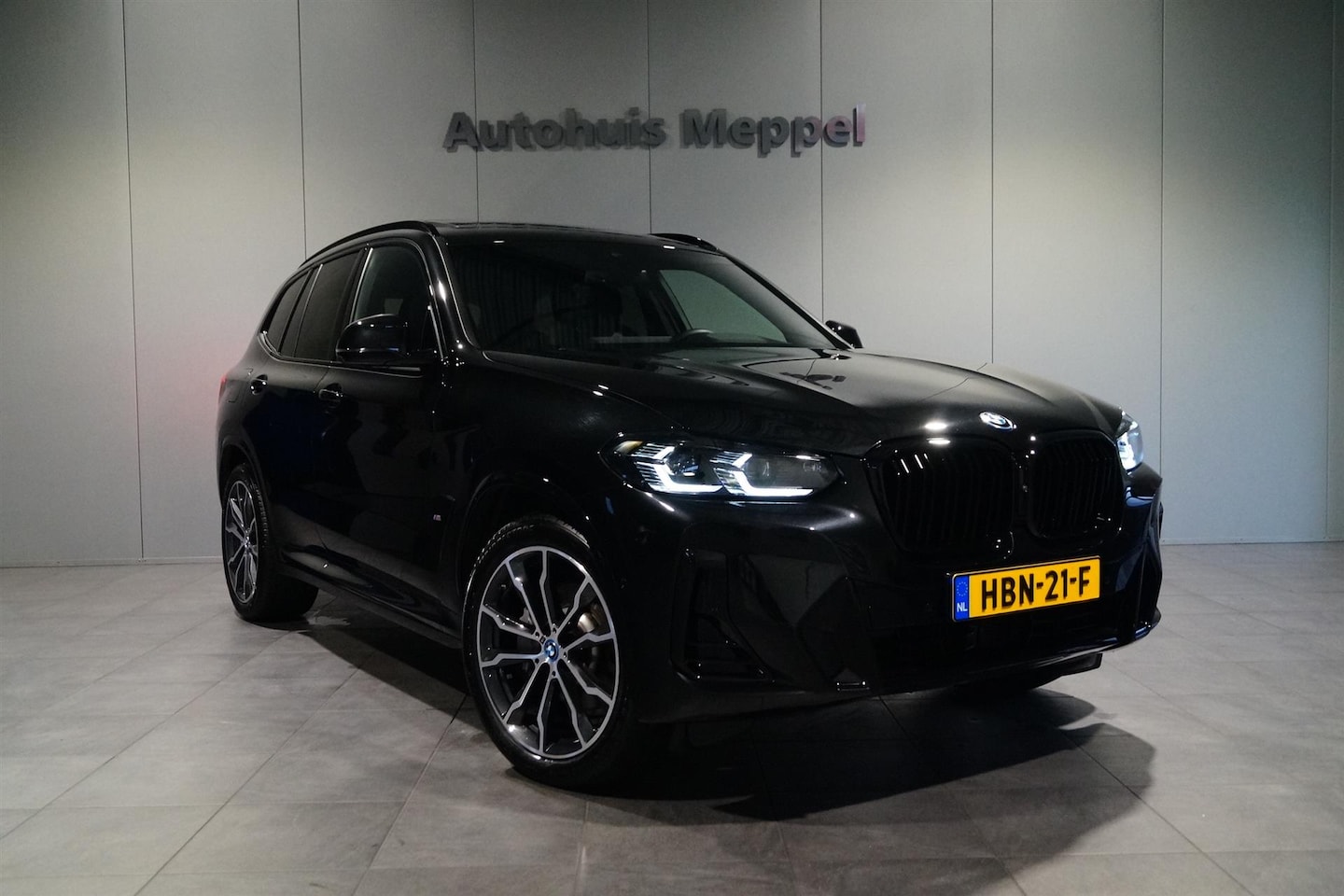 BMW X3 - 30e xDrive High M-Sport | HUD | LED | 360 camera | Panorama Fabrieks Garantie - AutoWereld.nl