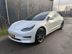 Tesla Model 3 - Standard RWD Plus 60 kWh / LEER / PANORAMADAK / AUTOPILOT / INCL BTW